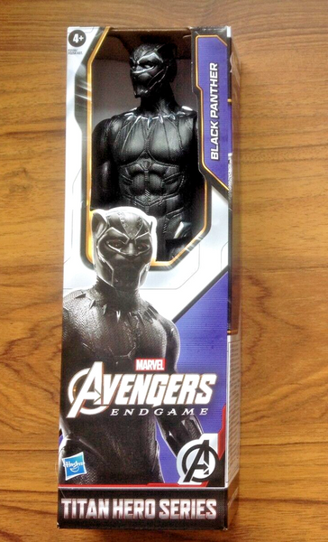 BLACK PANTER TITAN HERO 30CM